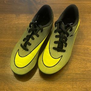 Boys Nike soccer cleats